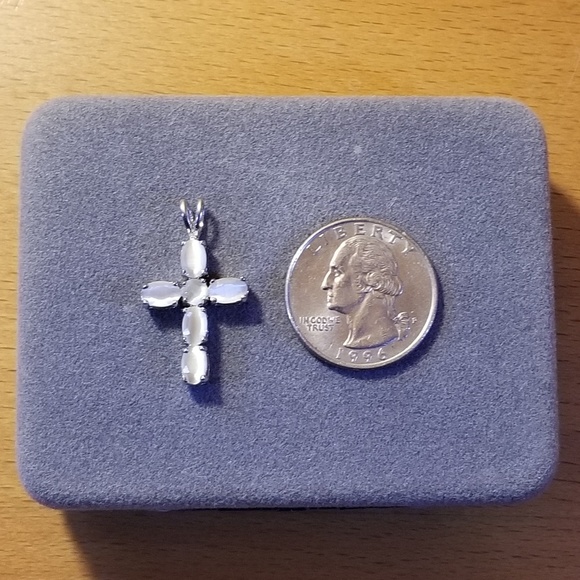 Silver Cross Pendant with Stones - Picture 6 of 6